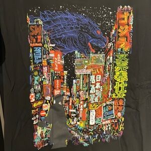 Godzilla Kaiju City M tee